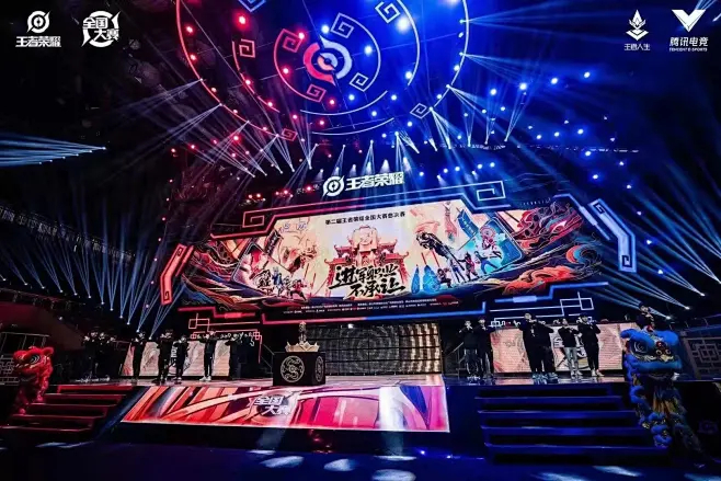 總決賽第四局：清清“關(guān)羽”完美繞后，TTG再度扳平。